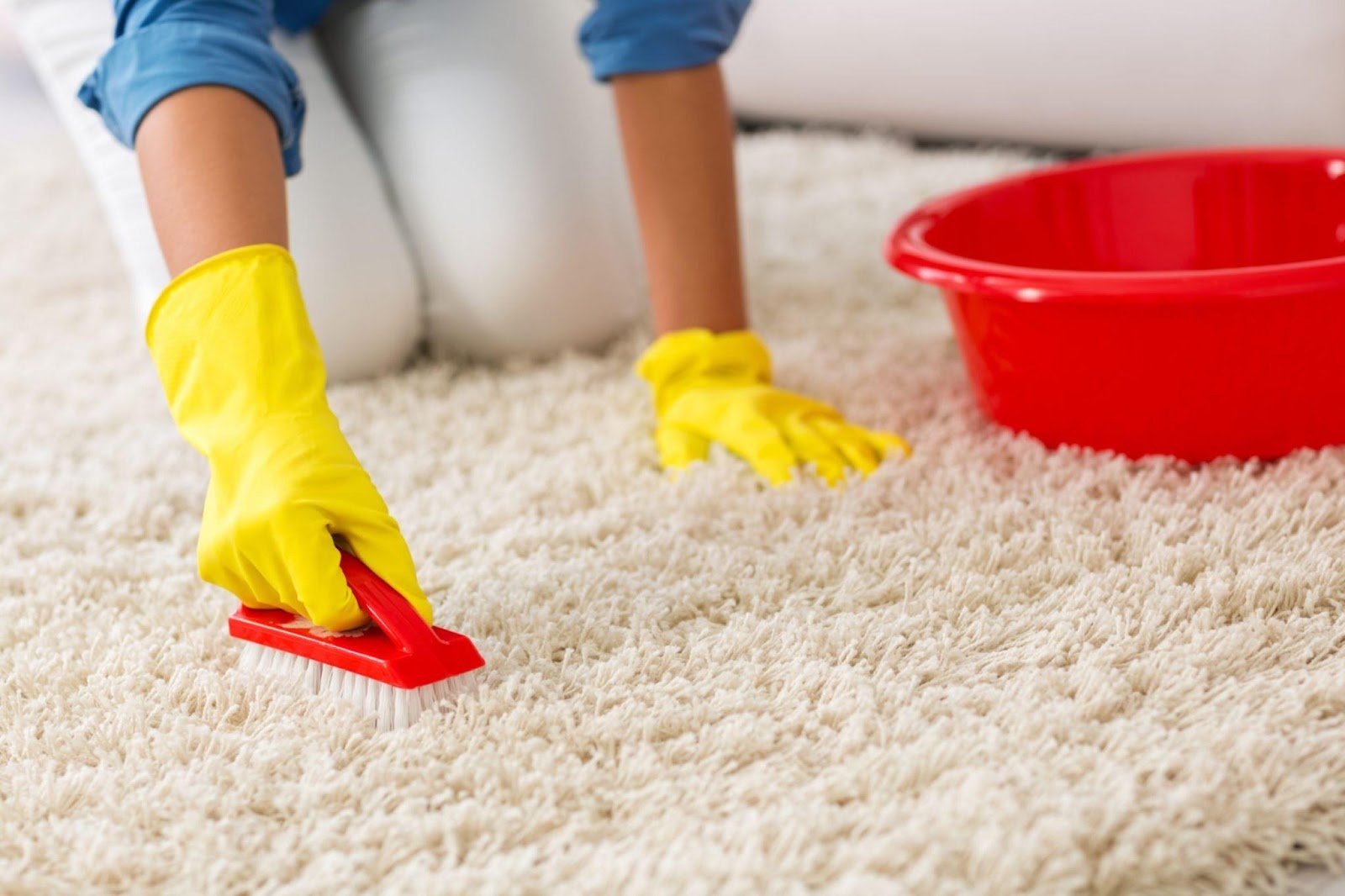 MAINTAINING YOUR CARPET